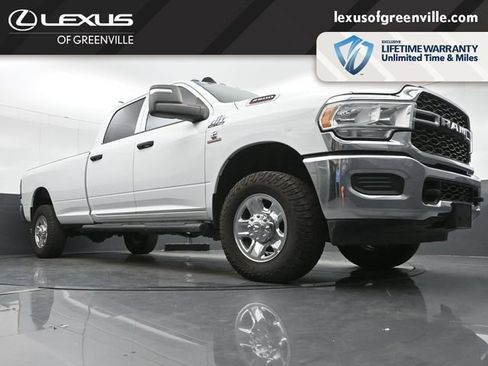 Used 2023 RAM 2500 Tradesman w/ Chrome Appearance Group AWD/4WD image 10