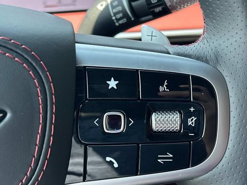 New 2026 Genesis GV70 3.5T Sport Prestige AWD/4WD image 33