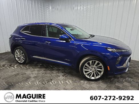 Used 2024 Buick Envision Avenir AWD/4WD image 1