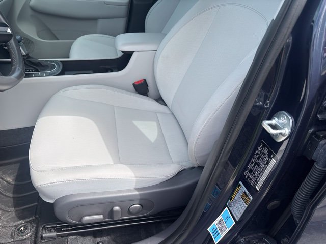 Used 2025 Hyundai Kona SEL FWD image 8