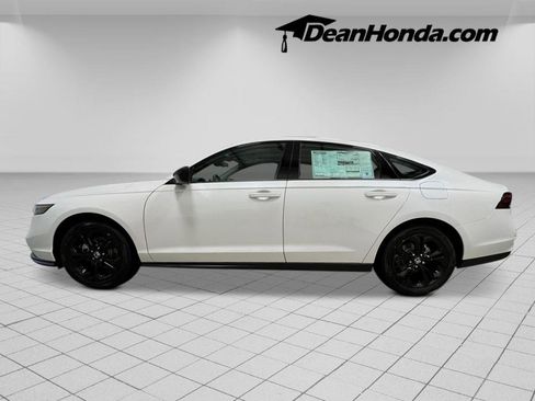 New 2025 Honda Accord SE image 2