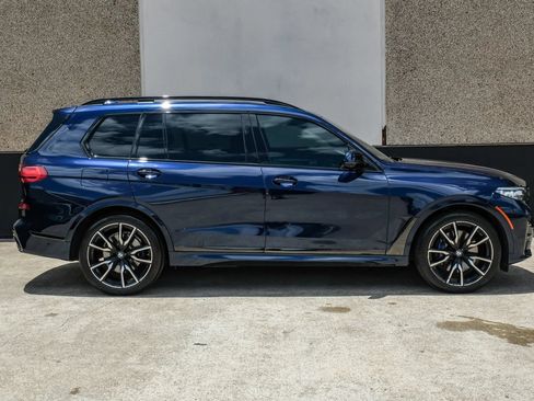 Used 2021 BMW X7 xDrive40i w/ M Sport Package AWD/4WD image 9