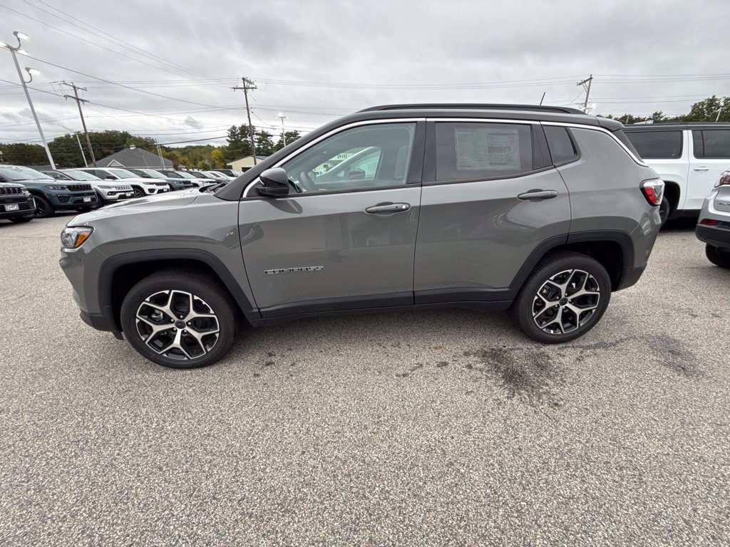 New 2026 Jeep Compass Limited AWD/4WD image 2