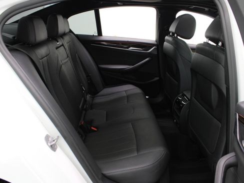 Used 2021 BMW 530i w/ Convenience Package RWD image 63