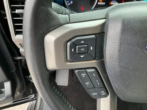 Used 2021 Ford Expedition XLT image 12