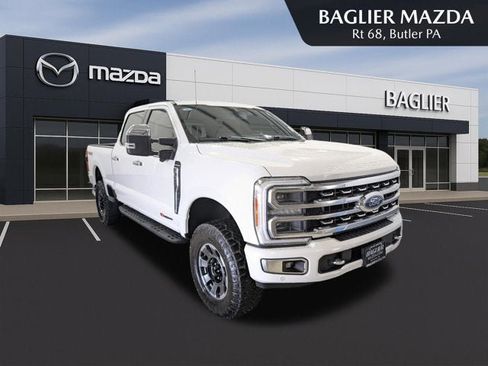 Used 2023 Ford F350 Platinum w/ Tremor Off-Road Package AWD/4WD image 1