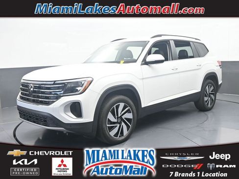 Used 2024 Volkswagen Atlas SE FWD image 1