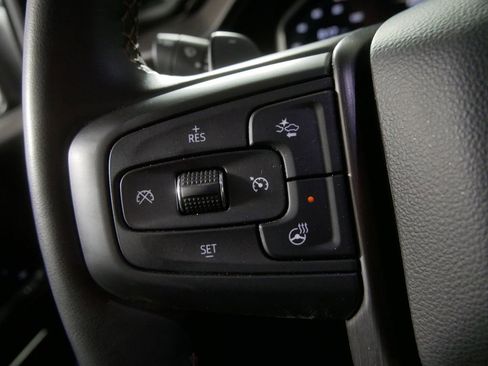 Used 2024 GMC Sierra 1500 AT4 w/ AT4 Premium Package image 20