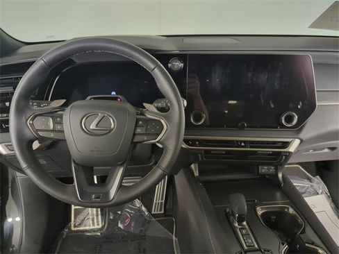 Certified 2024 Lexus RX 500h F Sport image 9