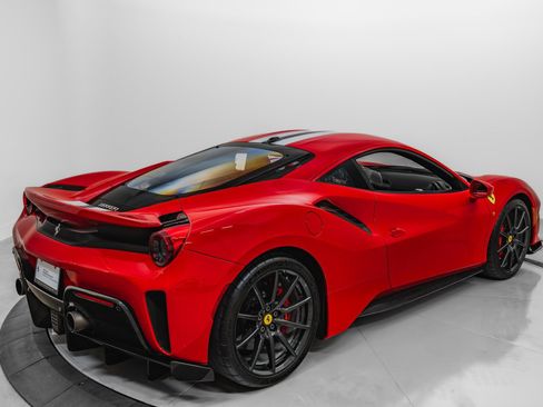 Certified 2020 Ferrari 488 Pista Coupe RWD image 9