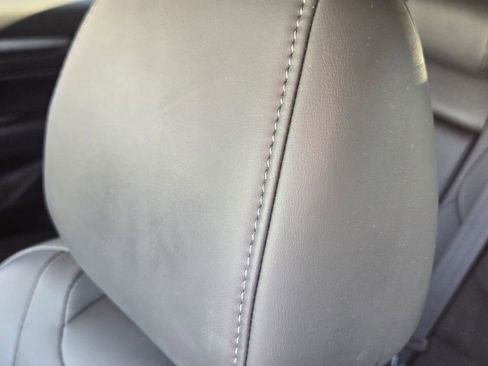 Used 2020 MAZDA CX-5 Touring image 17