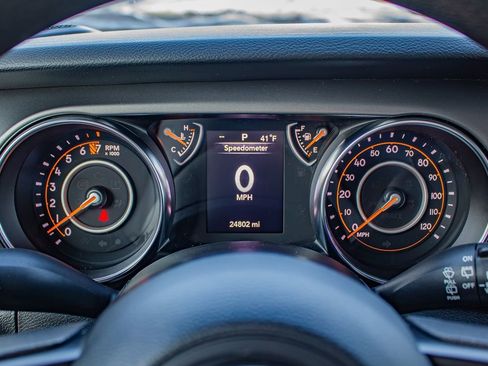 Used 2022 Jeep Wrangler Unlimited Sport image 21