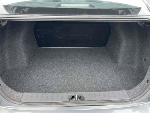 Used 2025 Nissan Versa S FWD image 10