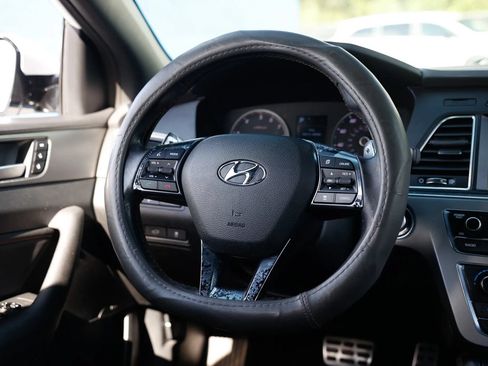 Used 2015 Hyundai Sonata Sport 2.0T w/ Option Group 07 FWD image 30