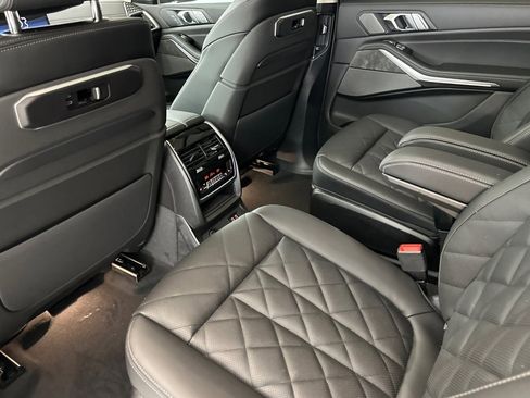 New 2026 BMW X7 xDrive40i w/ Premium Package image 21