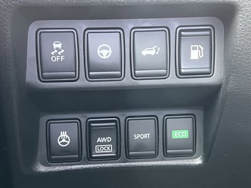 Used 2020 Nissan Rogue SL AWD/4WD image 36