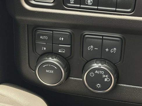 Used 2023 Chevrolet Tahoe RST w/ RST Performance Edition AWD/4WD image 20