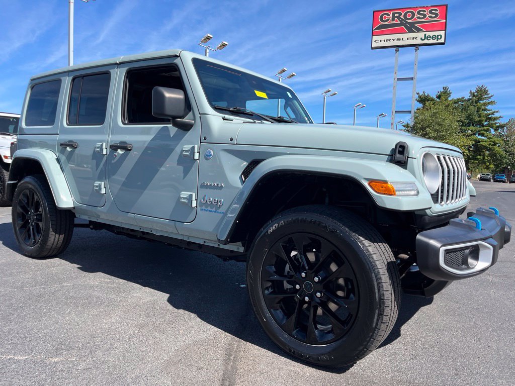 Used 2024 Jeep Wrangler Unlimited Sahara w/ Safety Group AWD/4WD image 47