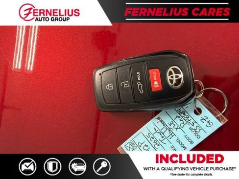 Used 2025 Toyota Highlander XLE AWD/4WD image 50