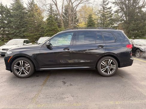 Used 2022 BMW X7 xDrive40i w/ M Sport Package AWD/4WD image 6