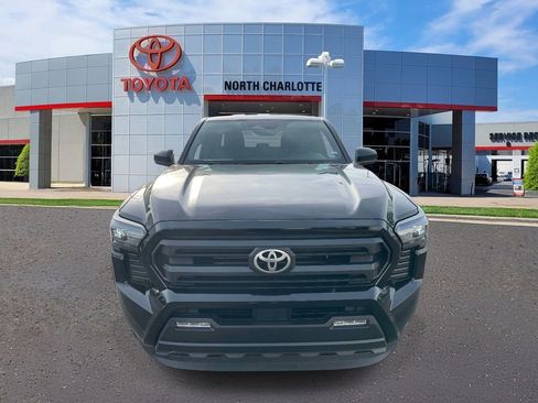 Used 2024 Toyota Tacoma SR5 image 4