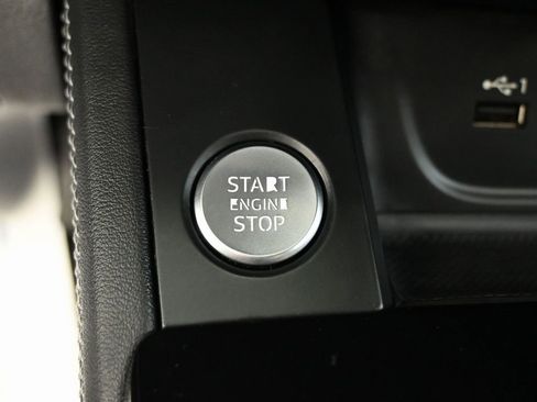 Used 2022 Audi A4 2.0T Premium Plus w/ Premium Plus Package image 29