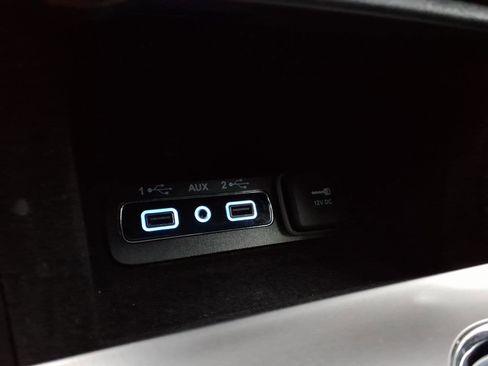 Used 2022 Jeep Grand Cherokee Laredo X image 22