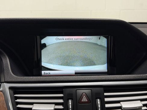 Used 2013 Mercedes-Benz E 350 4MATIC Sedan image 32