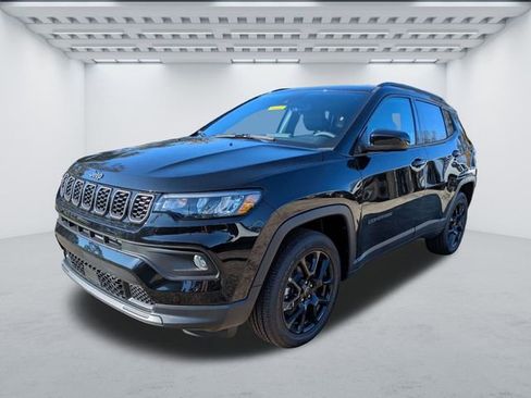 New 2026 Jeep Compass Latitude AWD/4WD image 8