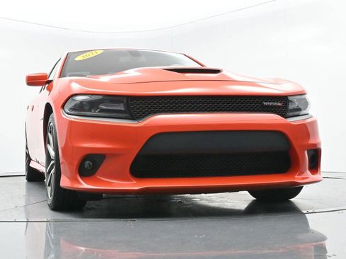 Used 2021 Dodge Charger R/T w/ Plus Group RWD image 38