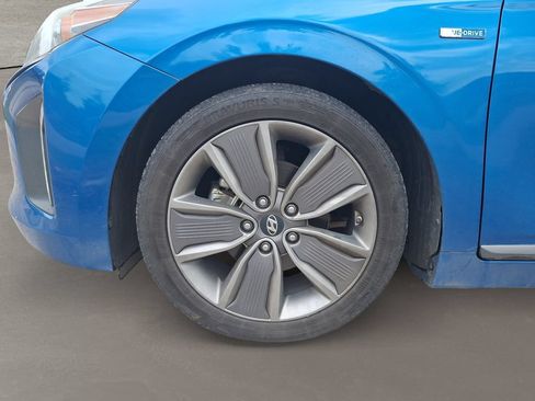 Used 2017 Hyundai Ioniq Limited FWD image 8