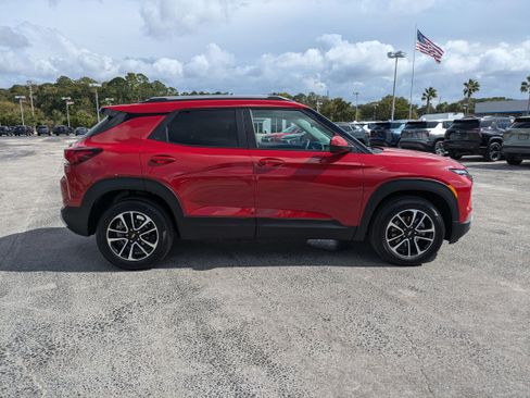 New 2026 Chevrolet TrailBlazer LT w/ Driver Confidence Package image 3