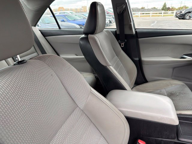 Used 2017 Toyota Camry SE FWD image 20