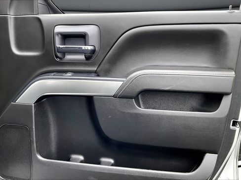 Used 2019 Chevrolet Silverado 1500 LT image 27