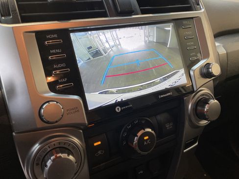 Used 2021 Toyota 4Runner SR5 AWD/4WD image 26