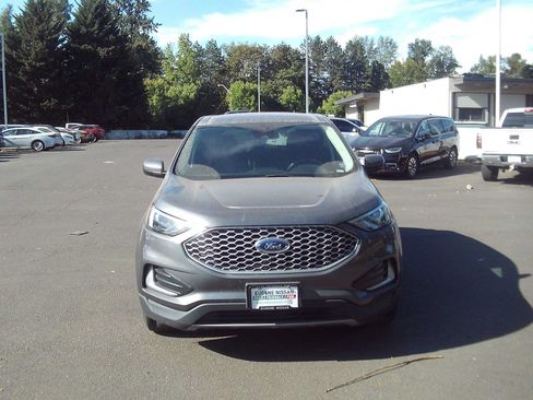 Used 2024 Ford Edge SEL AWD/4WD image 8