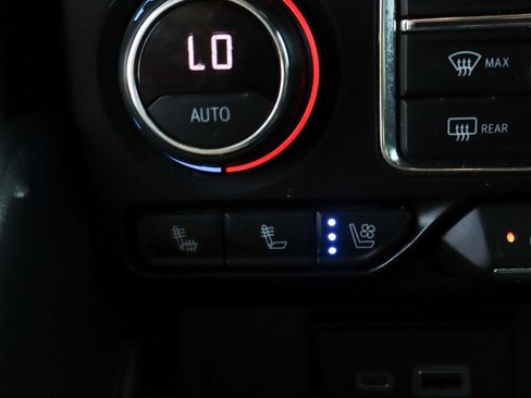 Used 2021 Chevrolet Suburban High Country AWD/4WD image 48