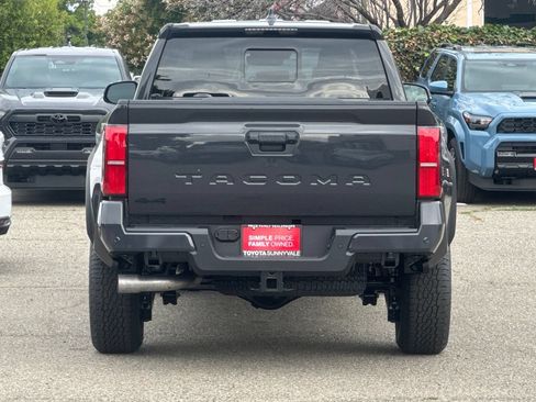 New 2026 Toyota Tacoma TRD Off-Road w/ TRD Off Road Upgrade Package AWD/4WD image 8