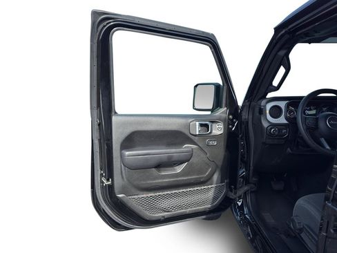 Used 2024 Jeep Wrangler Unlimited Sport AWD/4WD image 13