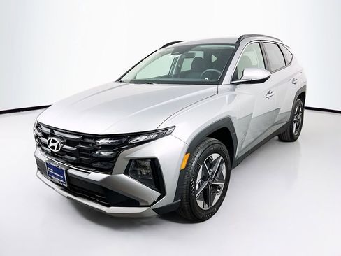 Certified 2025 Hyundai Tucson SEL image 3