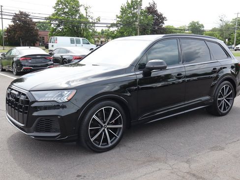 Used 2021 Audi SQ7 Prestige w/ Prestige Package AWD/4WD image 2