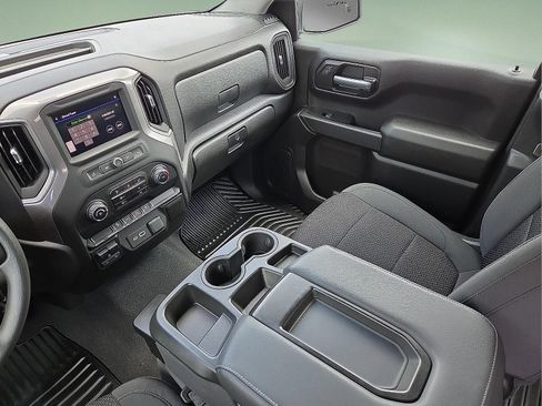 Certified 2021 Chevrolet Silverado 1500 Custom Trail Boss AWD/4WD image 12