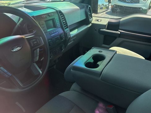 Used 2020 Ford F150 XL w/ Equipment Group 101A Mid RWD image 5