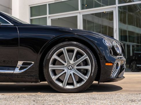 Certified 2022 Bentley Continental GT AWD/4WD image 6