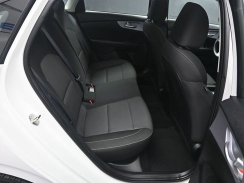 Certified 2024 Kia Forte LXS w/ LXS Technology Package image 33