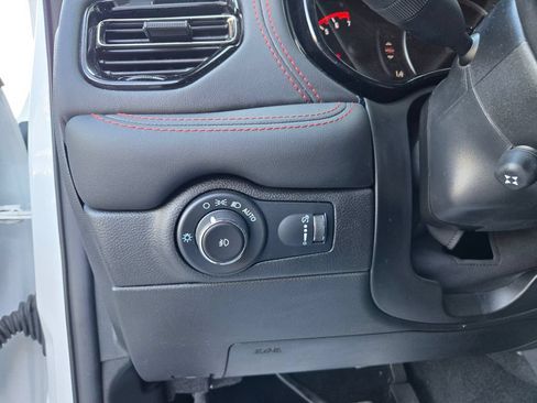 Used 2023 Dodge Durango GT AWD/4WD image 16
