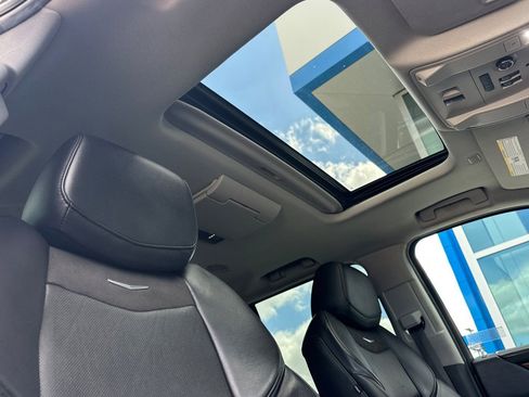 Used 2020 Cadillac Escalade Luxury w/ Escalade Sport Edition image 22