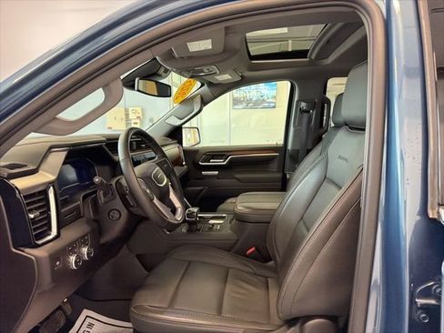 Used 2025 GMC Sierra 1500 Denali AWD/4WD image 16