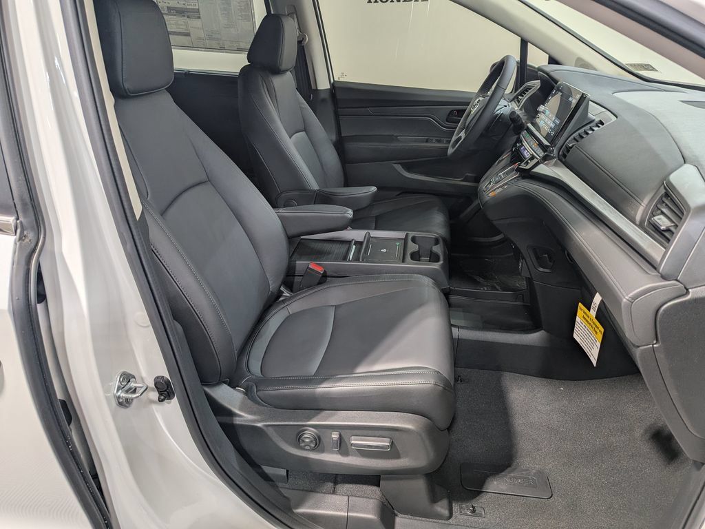 New 2026 Honda Odyssey EX-L image 12