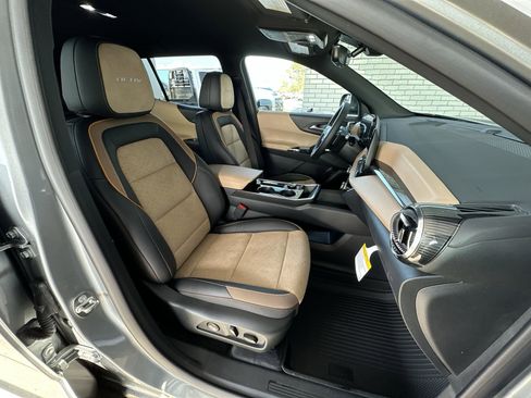 New 2026 Chevrolet Equinox ACTIV w/ Convenience Package III FWD image 27